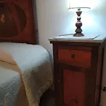 Casa Figus Via Azuni 5 * Narbolia